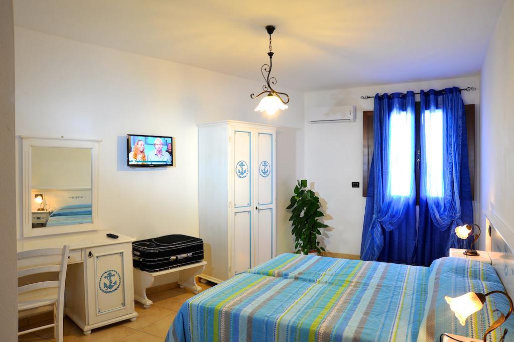 B&B L'Ancora Porto Torres Luaran gambar