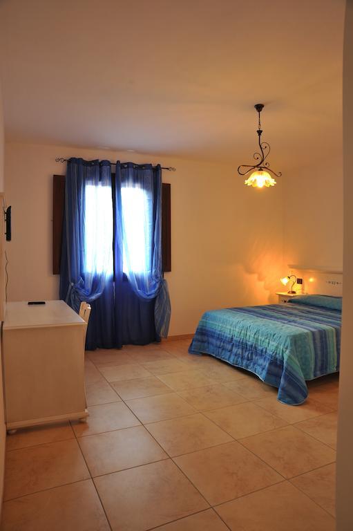 B&B L'Ancora Porto Torres Luaran gambar