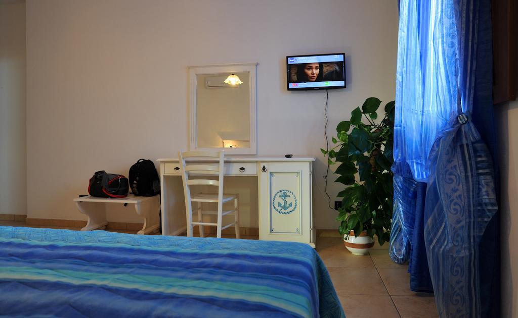 B&B L'Ancora Porto Torres Luaran gambar